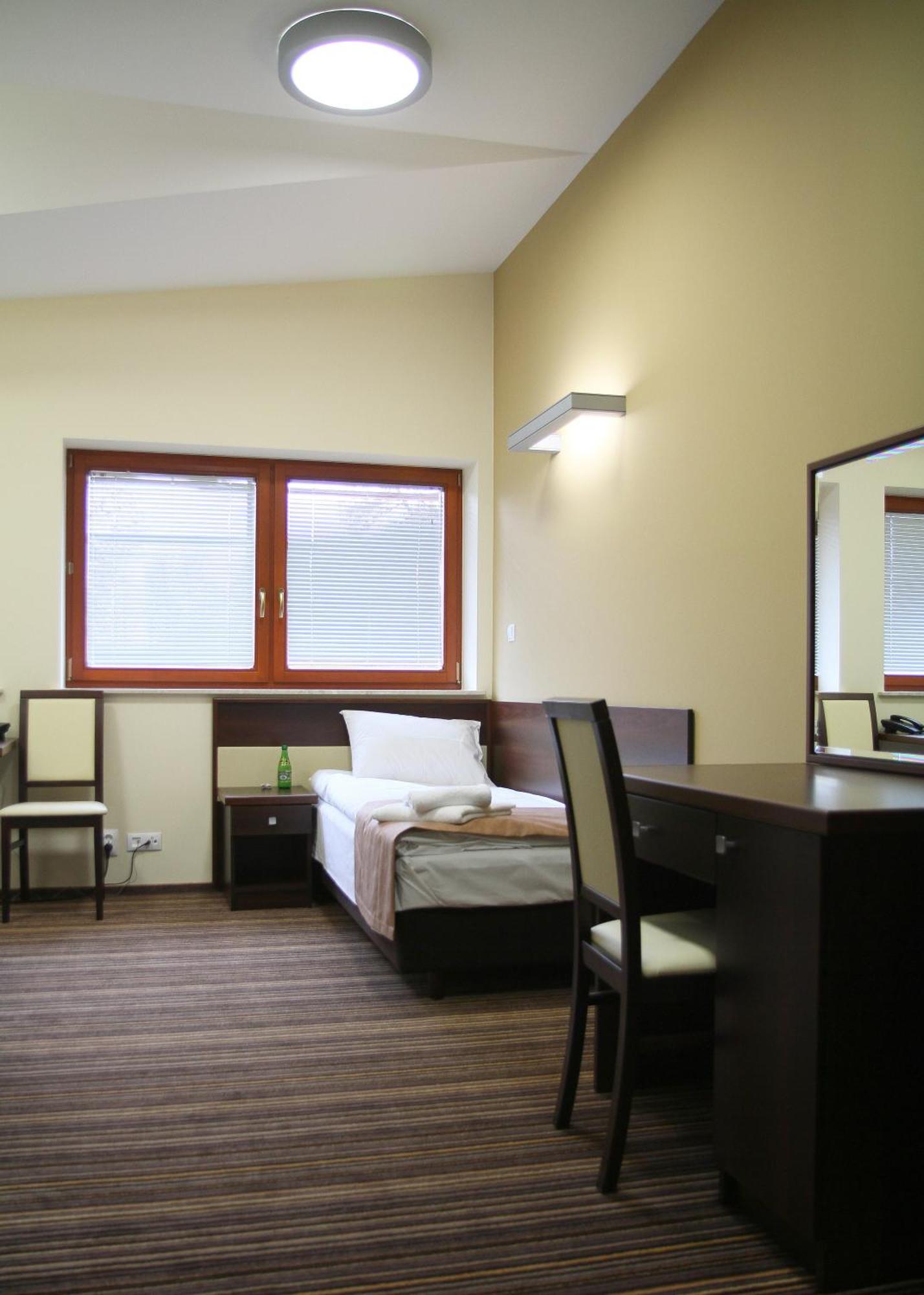 Hotel Aviator Kielce "Business Hotel Medical & Spa" Δωμάτιο φωτογραφία