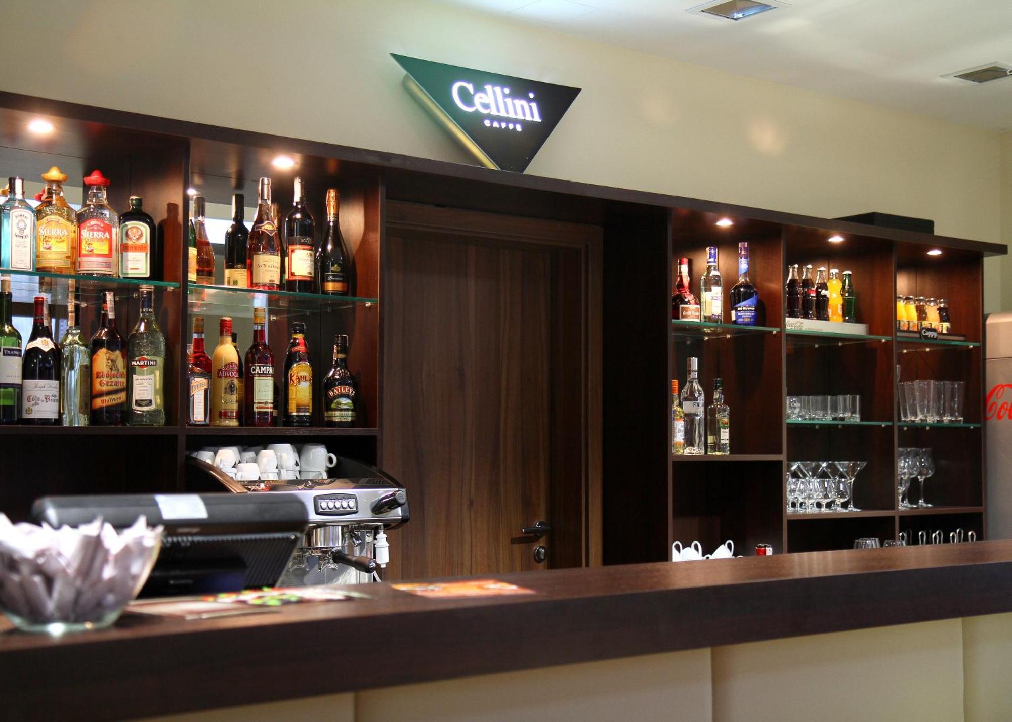Hotel Aviator Kielce "Business Hotel Medical & Spa" Εξωτερικό φωτογραφία