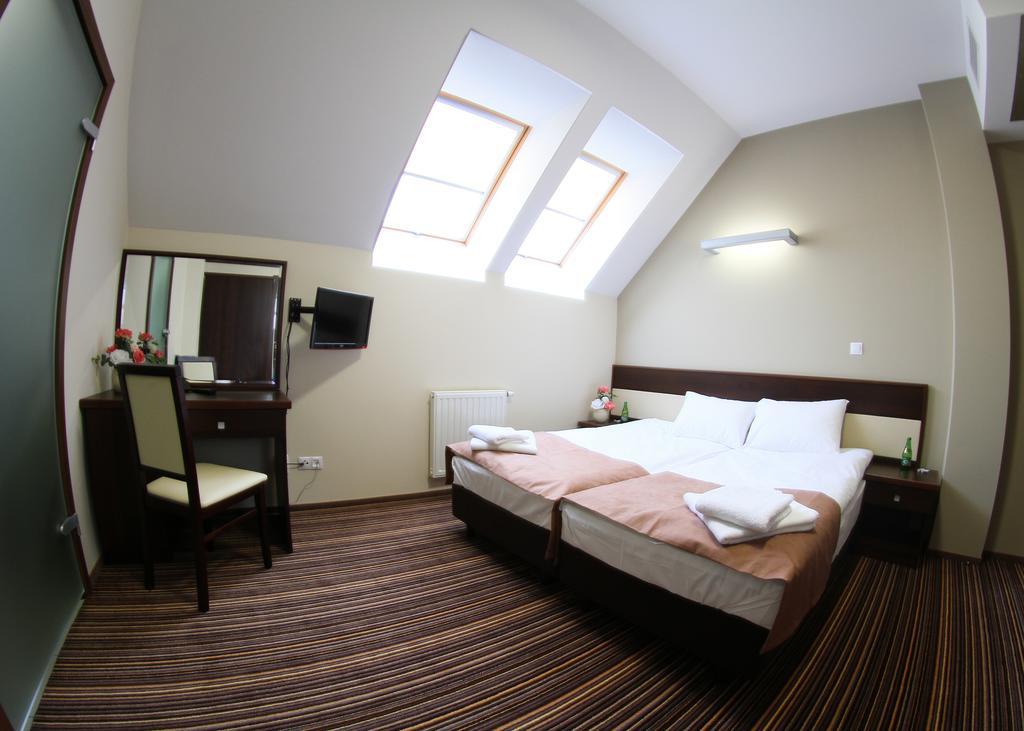 Hotel Aviator Kielce "Business Hotel Medical & Spa" Εξωτερικό φωτογραφία